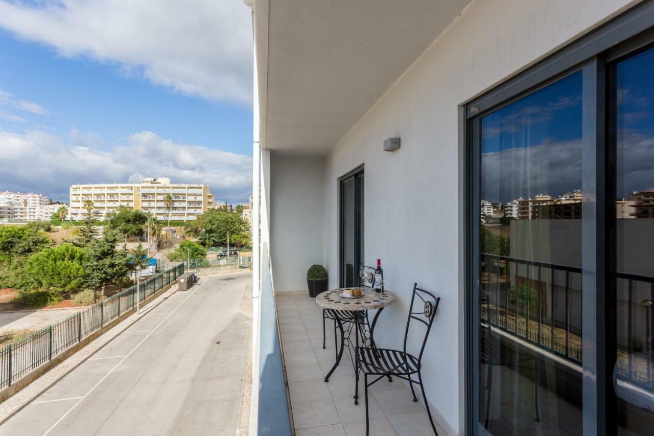 Lagos Marina Apartment With Pool & Gym Extérieur photo